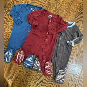 3 Kickee Pants Footies